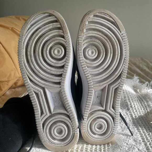 Nike Air Force 1 Ultraforce Mid black & white sneakers - Picture 4 of 6